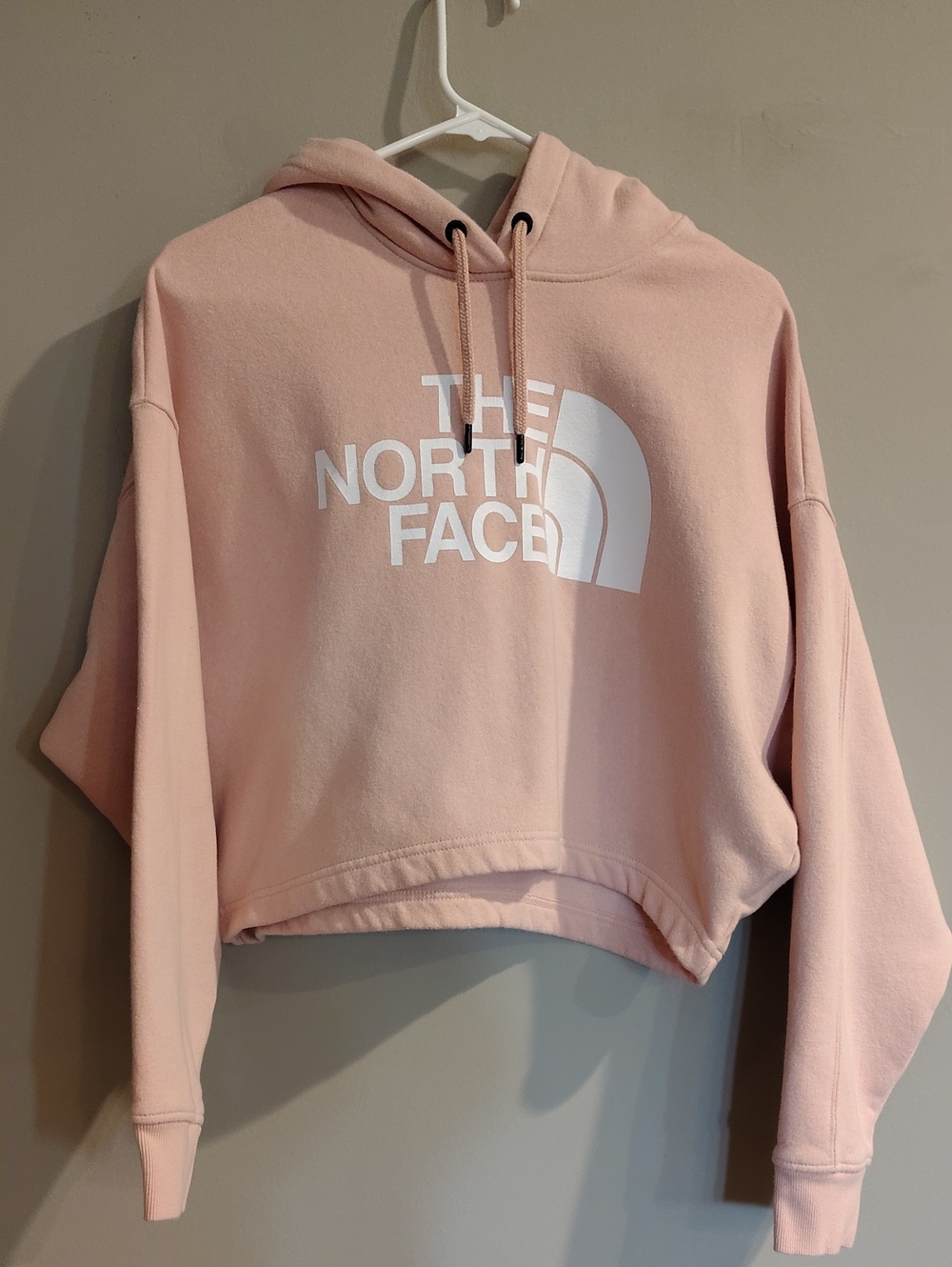The North Face Women's Medium Soft Pale Pink Cropped Hoodie Sweatshirt